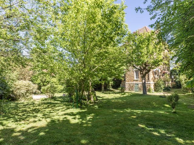 Maison 9 pièces 200 m²