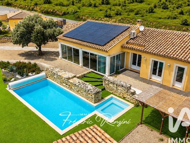 Maison 9 pièces 200 m²