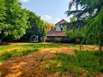 Maison 9 pièces 200 m²