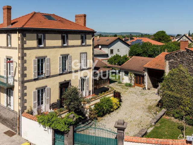 Maison 9 pièces 200 m²