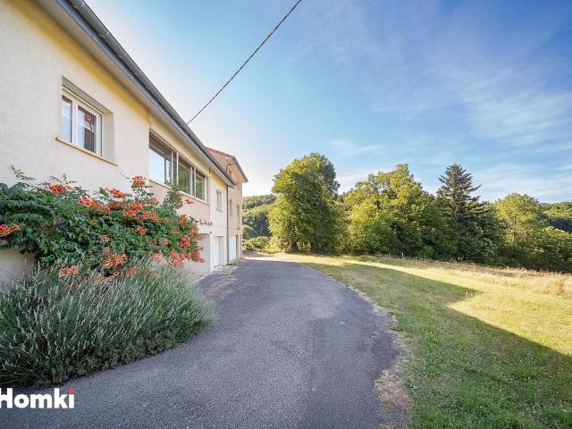 Maison 9 pièces 200 m²