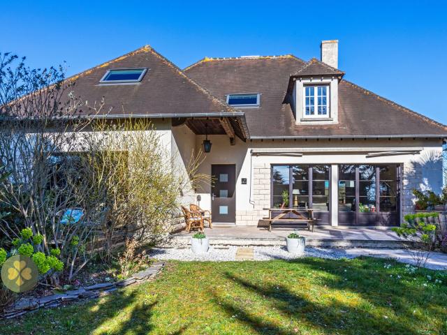 Maison 9 pièces 200 m²
