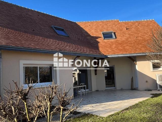 Maison 9 pièces 200 m²