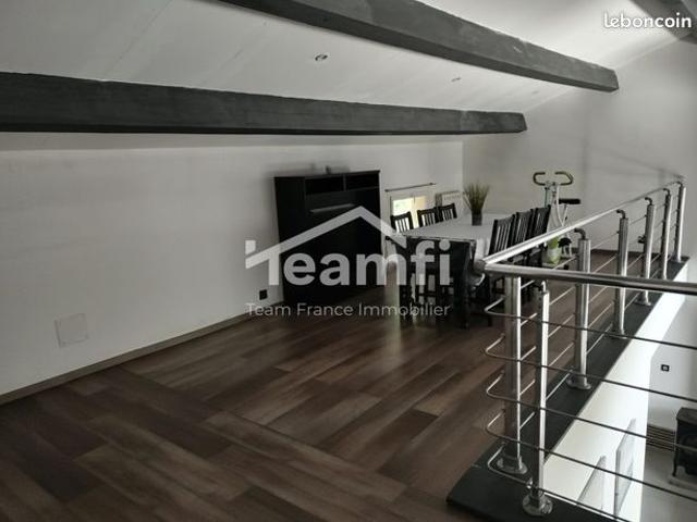 Maison 9 pièces 180 m²