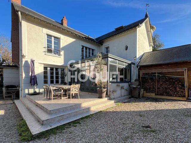 Maison 9 pièces 202 m²