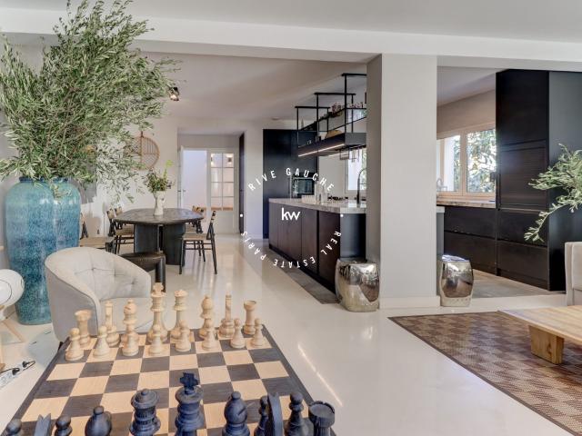 Maison 9 pièces 202 m²
