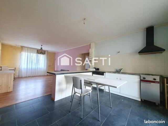 Maison 9 pièces 202 m²