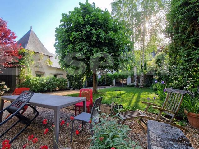 Maison 9 pièces 240 m²