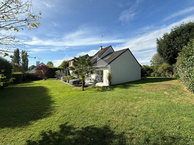 Maison 9 pièces 214 m²