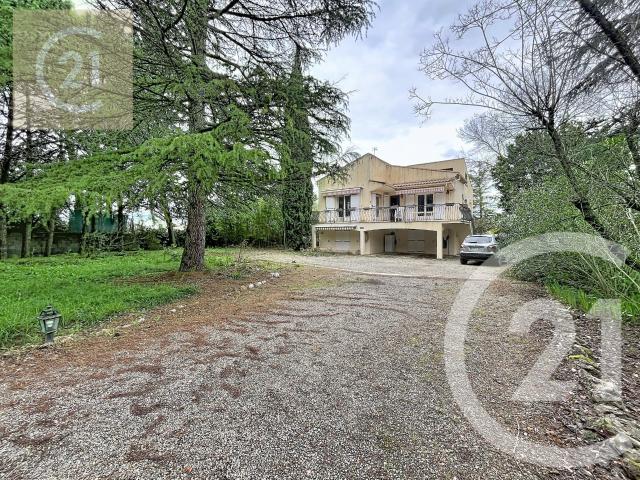 Maison 7 pièces 185 m²