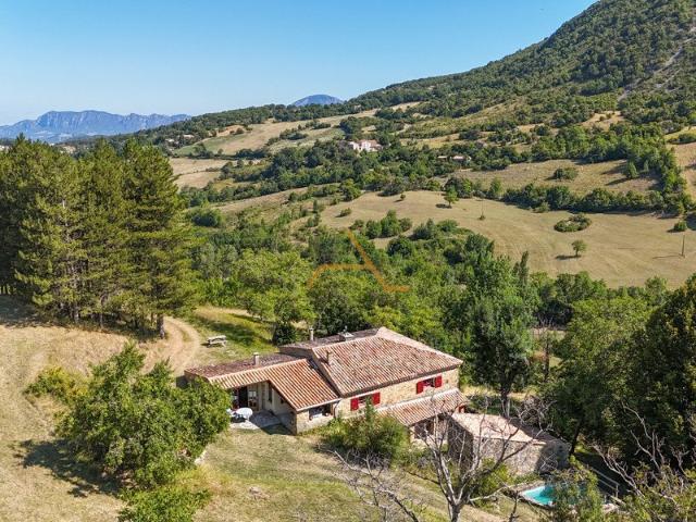 Maison 9 pièces 214 m²