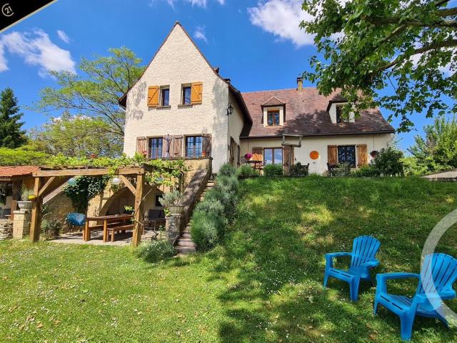 Maison 9 pièces 215 m²