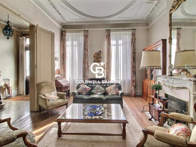 Maison 9 pièces 215 m²