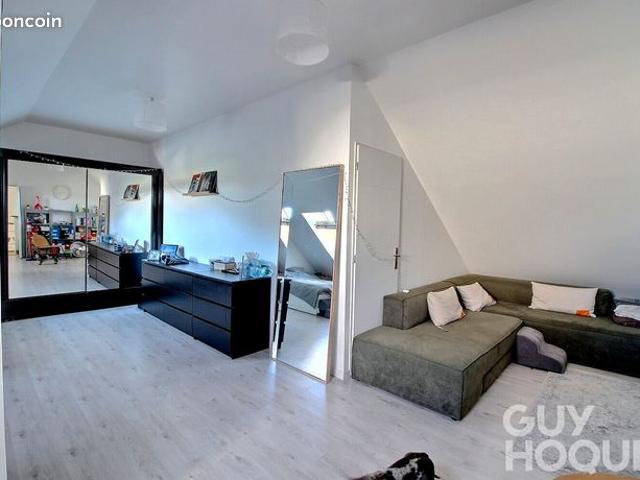 Maison 9 pièces 215 m²