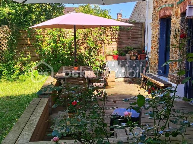 Maison 9 pièces 230 m²