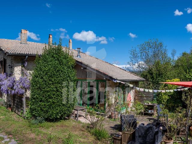 Maison 9 pièces 215 m²
