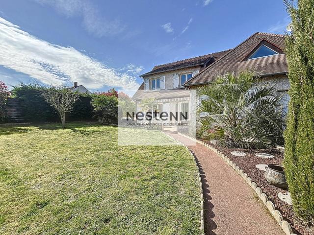 Maison 9 pièces 215 m²