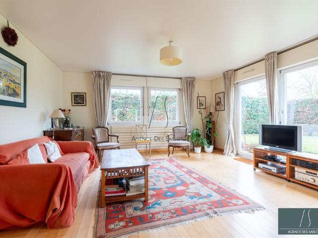 Maison 9 pièces 215 m²