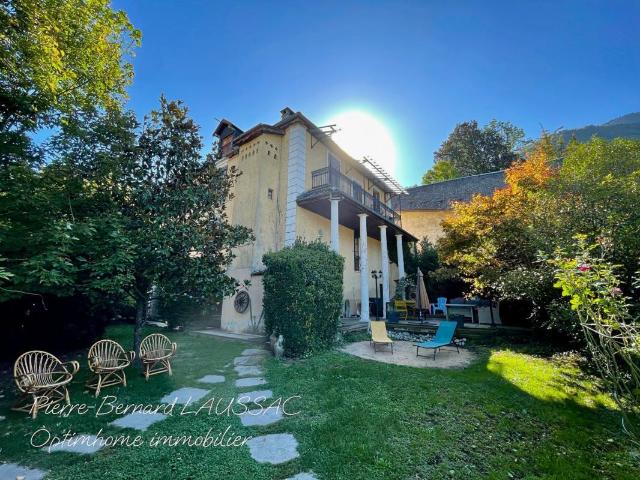 Maison 9 pièces 215 m²