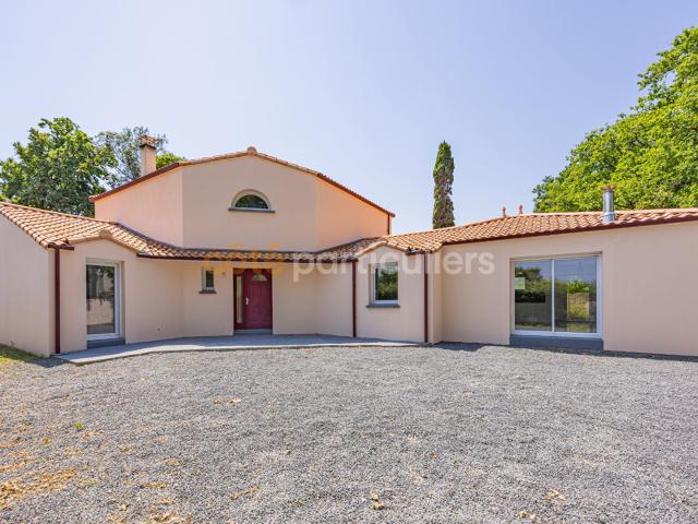 Maison 9 pièces 215 m²