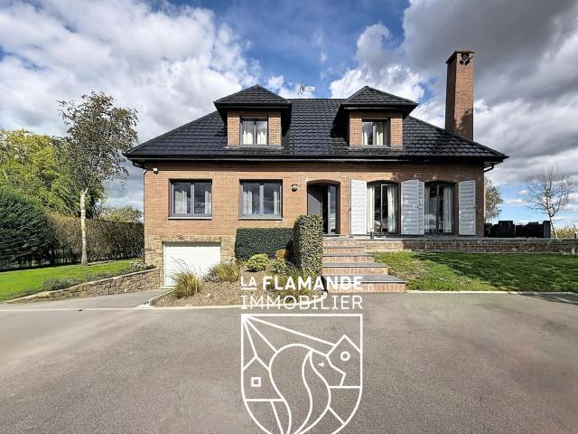 Maison 9 pièces 216 m²