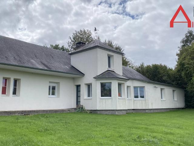 Maison 9 pièces 216 m²