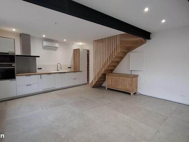Maison 9 pièces 216 m²