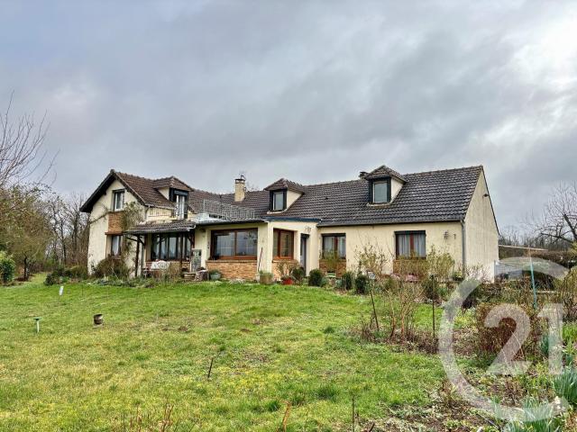 Maison 9 pièces 216 m²