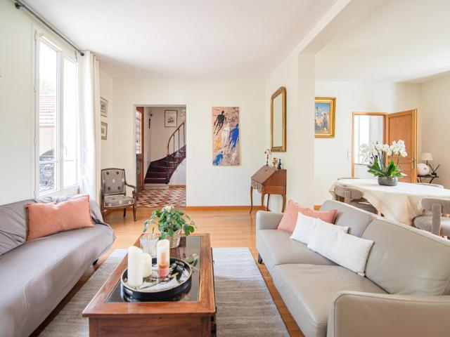 Maison 9 pièces 217 m²
