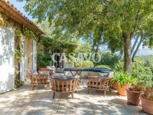 Maison 9 pièces 219 m²