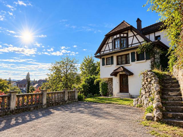 Maison 9 pièces 219 m²