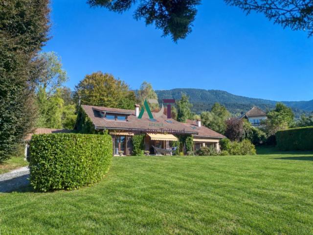 Maison 9 pièces 210 m²