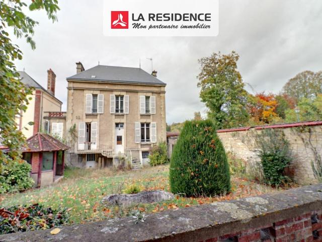 Maison 9 pièces 210 m²