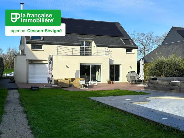 Maison 9 pièces 210 m²