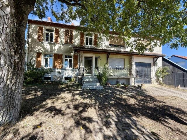Maison 9 pièces 210 m²