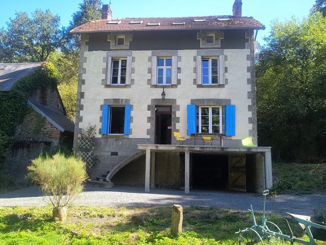Maison 9 pièces 210 m²