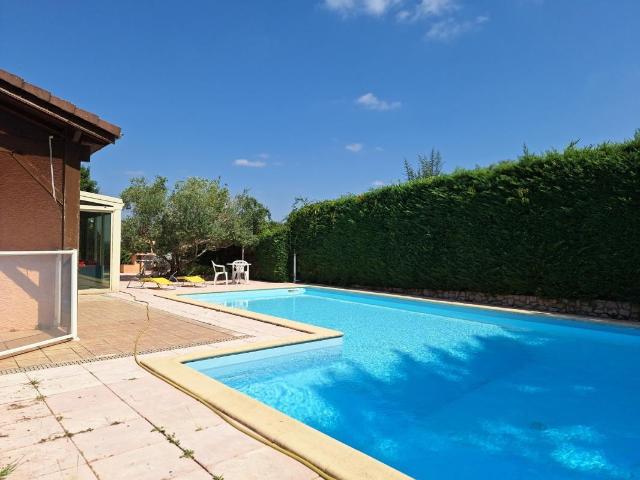 Maison 9 pièces 210 m²