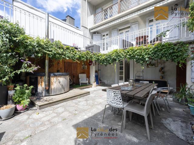 Maison 9 pièces 212 m²