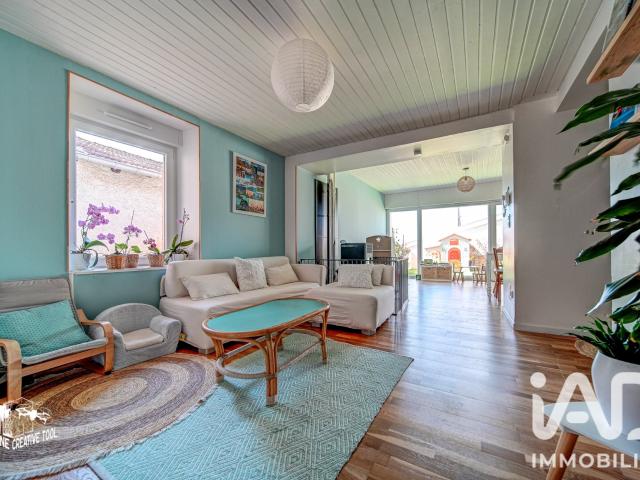 Maison 9 pièces 212 m²