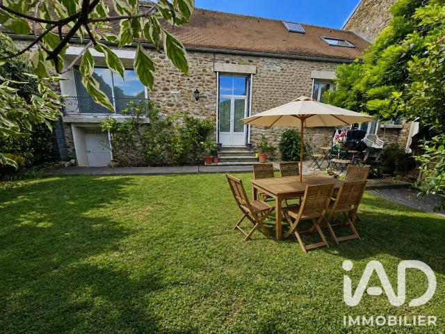 Maison 9 pièces 212 m²