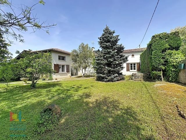 Maison 9 pièces 213 m²