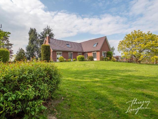 Maison 9 pièces 225 m²