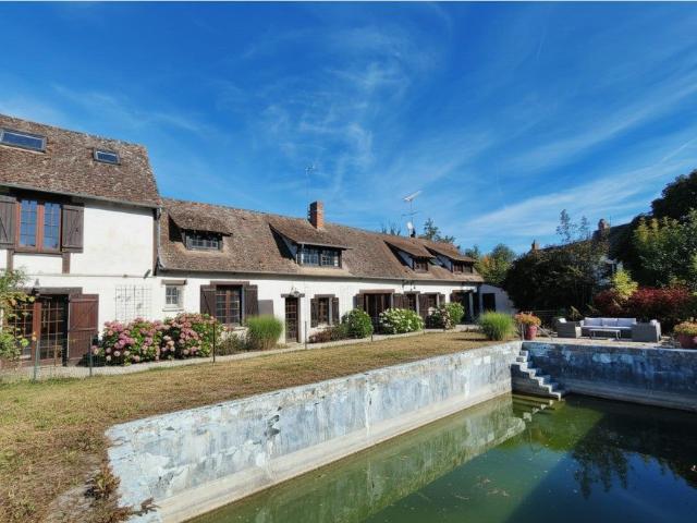 Maison 9 pièces 225 m²