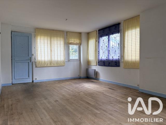 Maison 9 pièces 225 m²