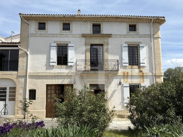 Maison 9 pièces 225 m²