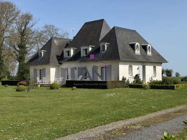 Maison 9 pièces 225 m²