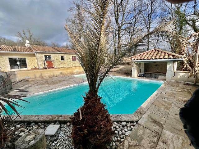 Maison 9 pièces 226 m²