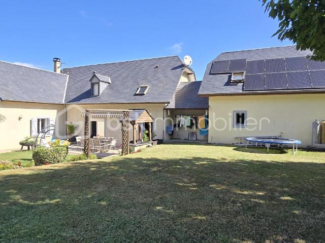Maison 9 pièces 226 m²