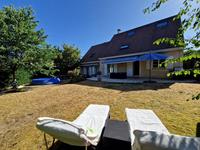 Maison 9 pièces 226 m²