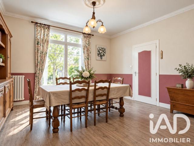 Maison 9 pièces 226 m²